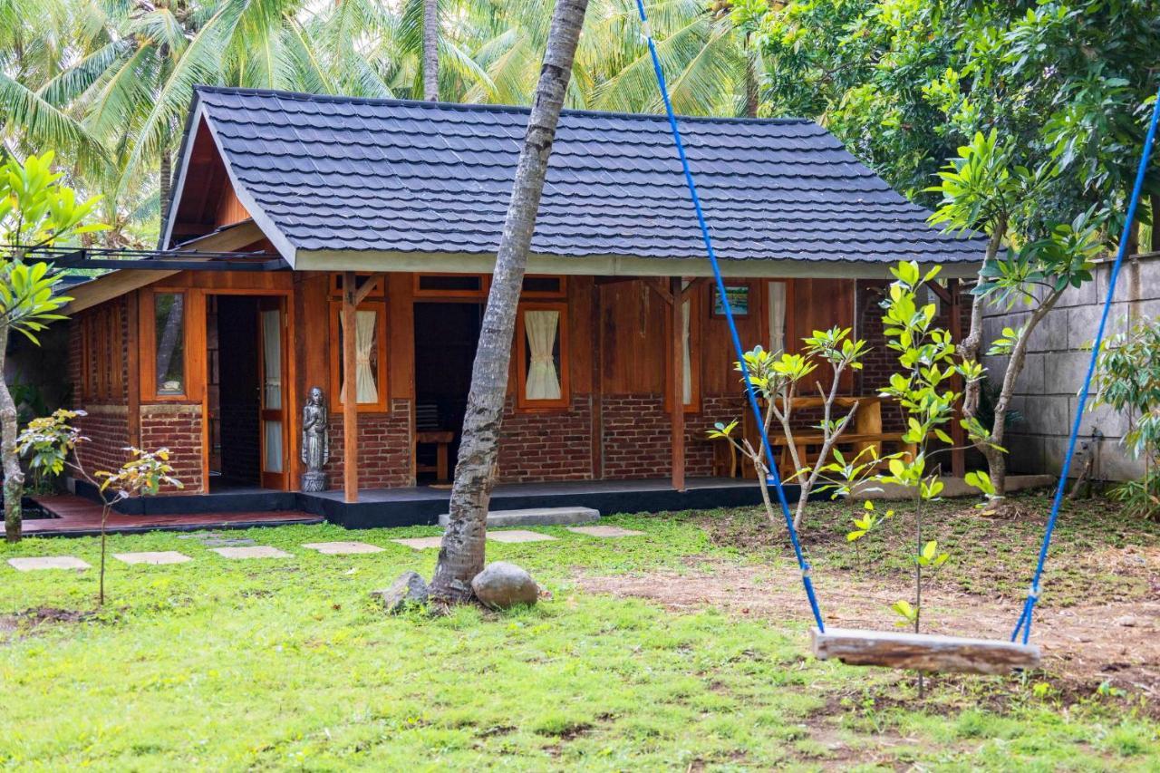 Tahlia'S Villa Sorongjukung Екстериор снимка