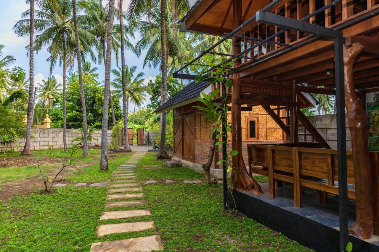 Tahlia'S Villa Sorongjukung Екстериор снимка