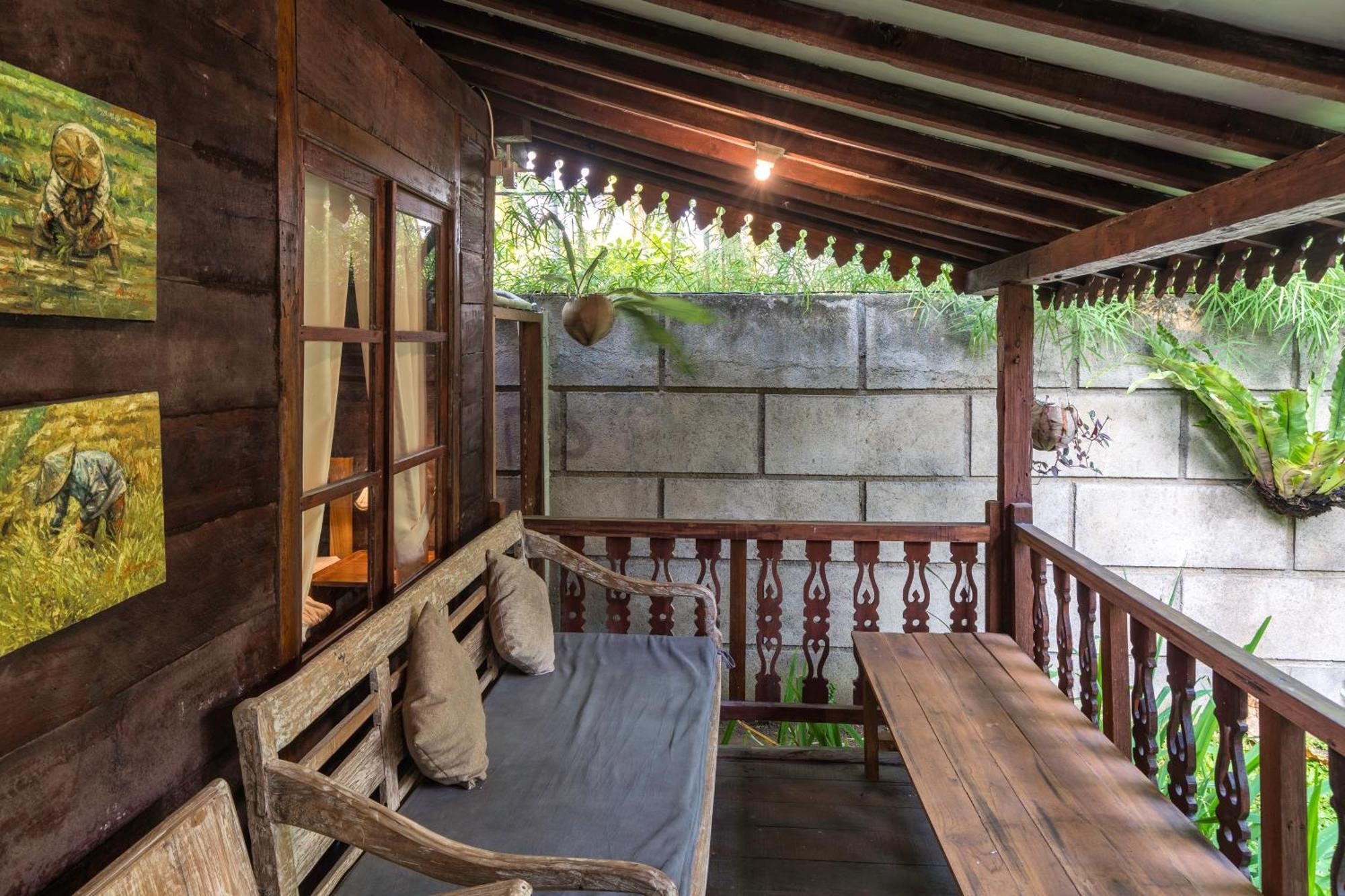 Tahlia'S Villa Sorongjukung Екстериор снимка