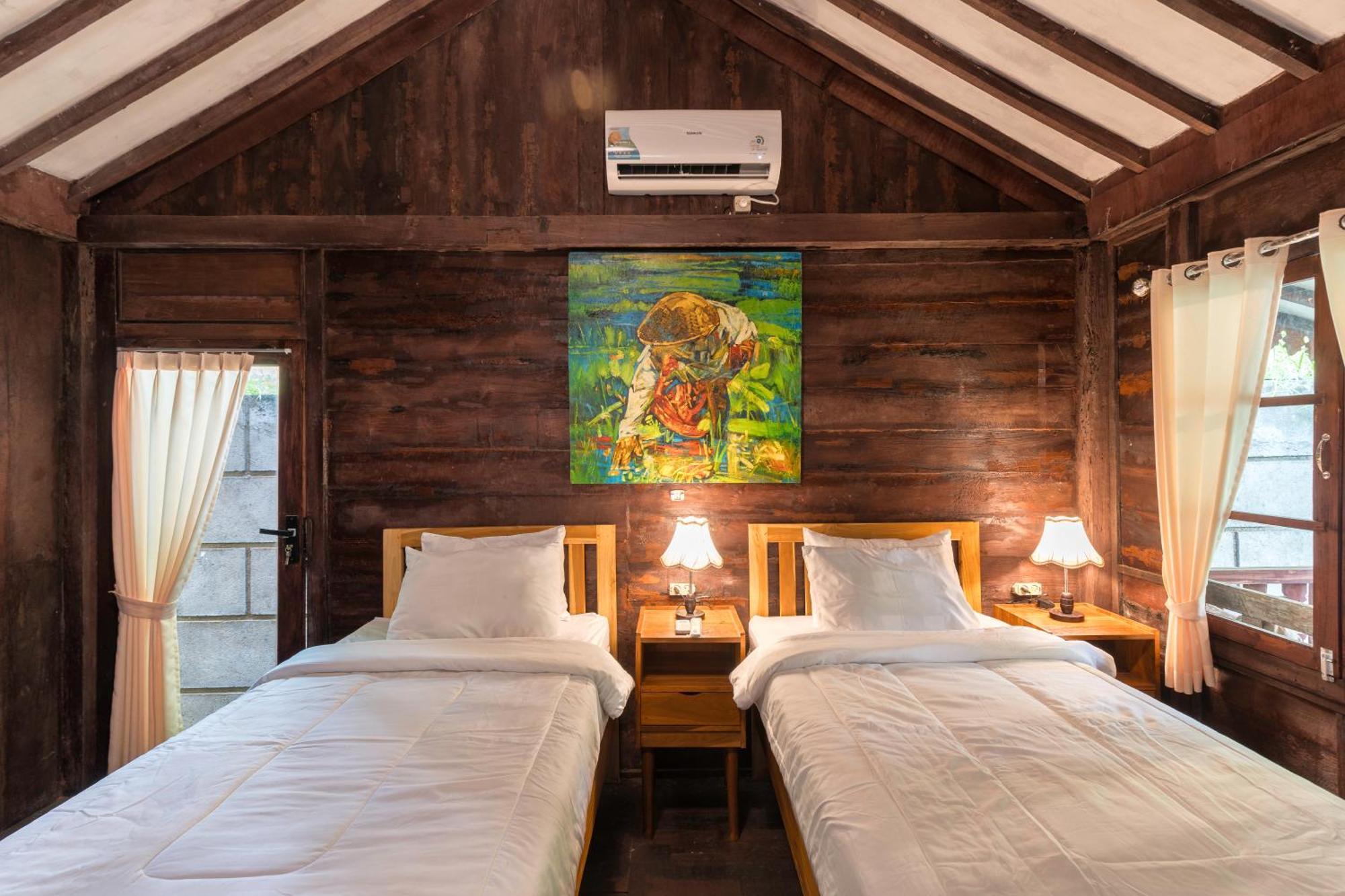 Tahlia'S Villa Sorongjukung Екстериор снимка