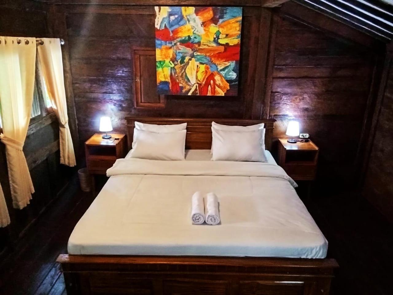 Tahlia'S Villa Sorongjukung Екстериор снимка